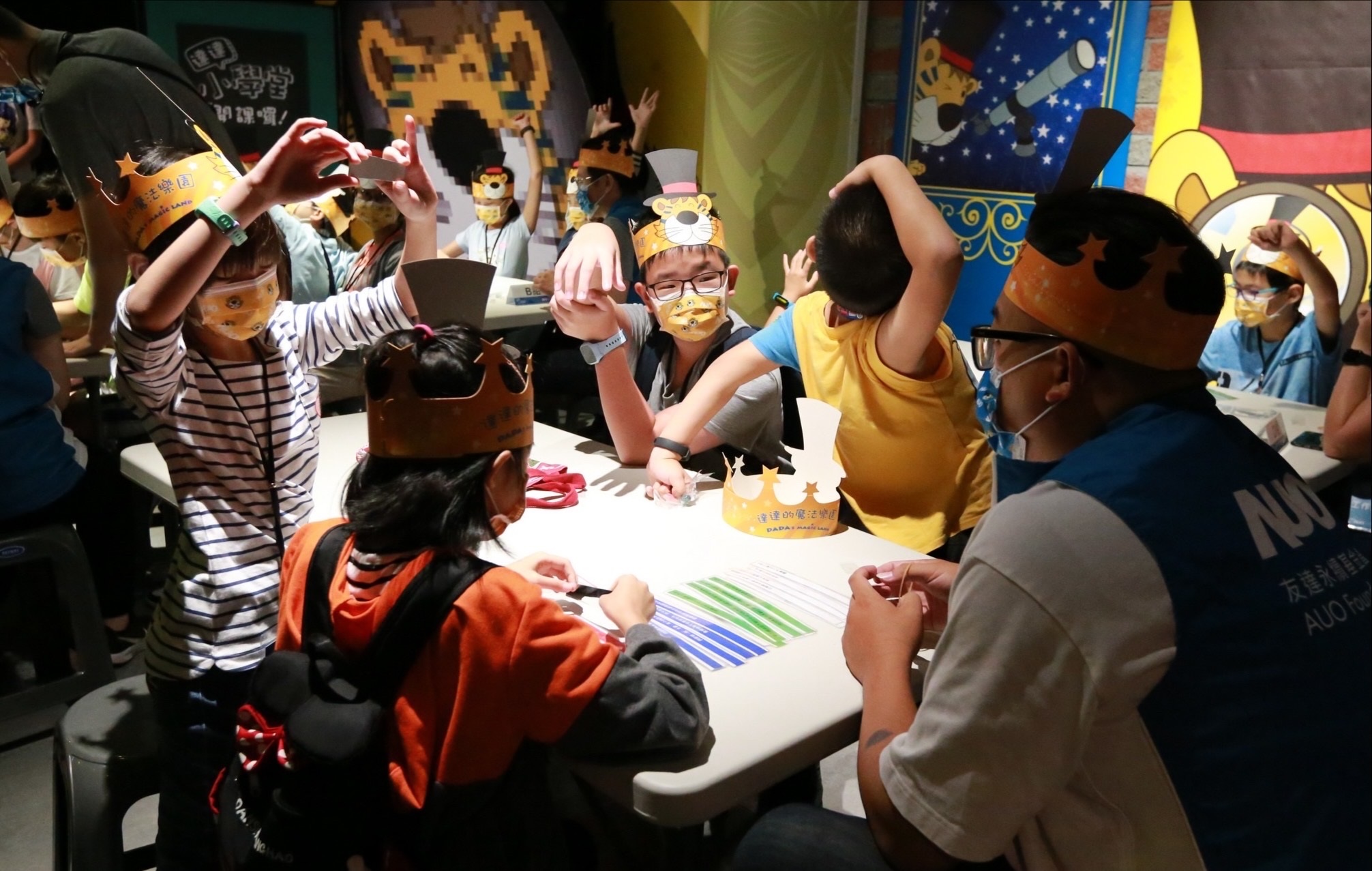 3499拉斯维加斯以永续理念推动全人教育计划，内外结盟储备科普教育人才，荣获亚太永续行动奖社会共融面的金奖肯定