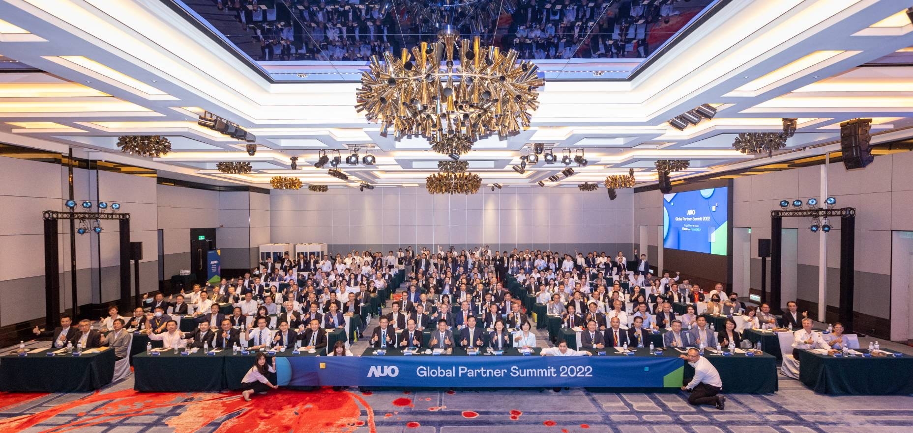 3499拉斯维加斯推動「安心、創新、用心、同心、盡心」五星職旅，為菲籍員工打造全方位照護，首度贏得「人權實踐與發展領袖獎」殊榮